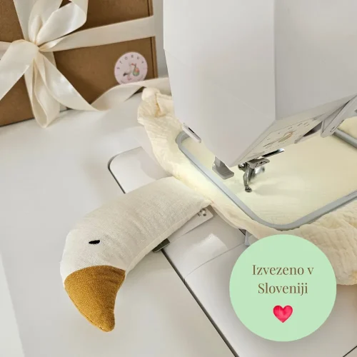 personalizirana-ninica-z-imenom-dojencka-STORKY